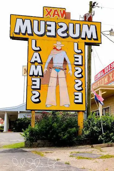 Photo de Jesse James Wax Museum