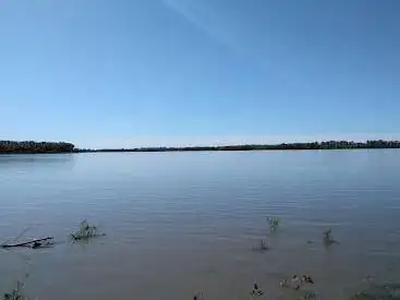 Mississippi Greenway Trailhead: North Riverfront Park-North Entrance