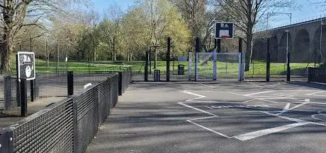 Photo de Hard Court 5-asid football pitch hard court basketball court, hard court tennis court