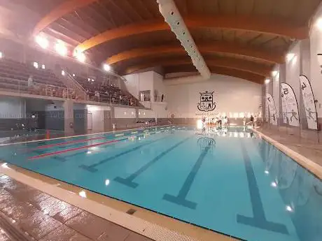 Photo de Piscina Municipal Cubierta Burjassot