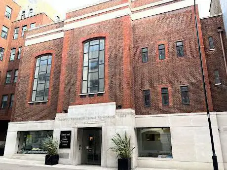 Photo de First Church of Christ Scientist  London