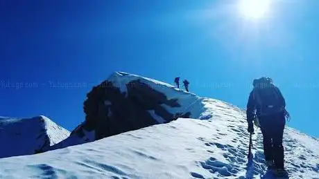 Photo de Guias Cara Sur. Barranquismo vÃ­as Ferratas, escalada, ascensiones.