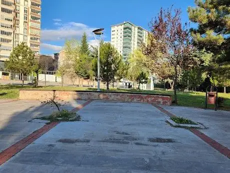 Photo de Şht. J. Binbaşı Ercan Kurt Parkı