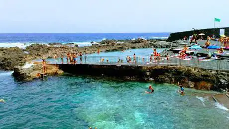 Photo de Piscina natural de Jóver