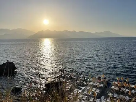 Photo de Muratpaşa Municipality Paid Beach