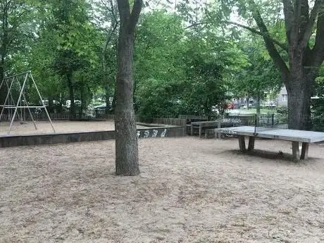 Photo de Spielplatz Baerwaldstraße