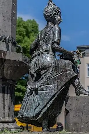Photo de Stollwerck Mädchen-Brunnen  Köln - Sepp Hürten (1989)