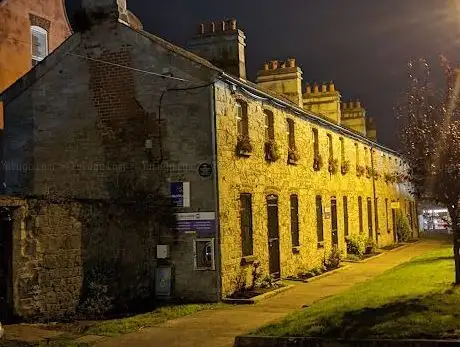Photo de The Widows Alms Houses
