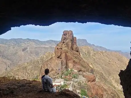 Photo de Cuevas del Rey