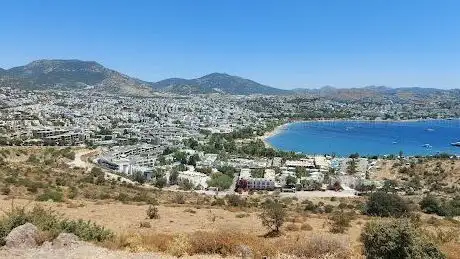 Photo de Gümbet Yeldeğirmenleri