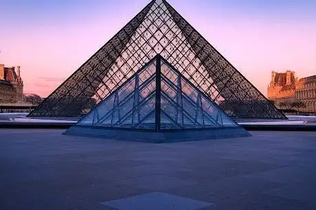 Foto de Pyramide du Louvre