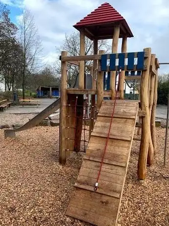 Photo de Spielplatz Im Entenlach