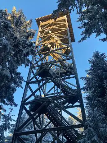 Photo de Chuderhüsi Tower