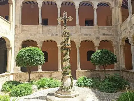 Photo de CLAUSTRO CATEDRAL DE ORIHUELA