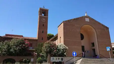 Photo de Church of Saint Roch