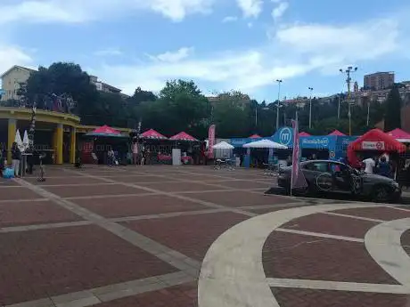 Photo de Piazzale Europa