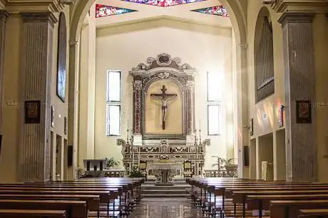 Photo de Church of Saint James Apostle