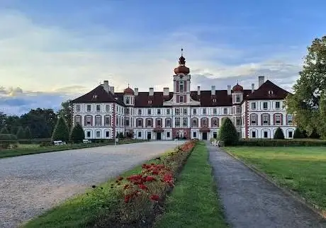 Photo de Zámek Mnichovo Hradiště