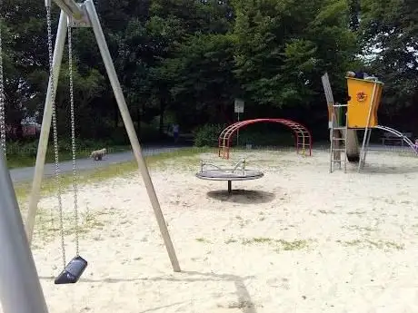 Photo de Kinderspielplatz am Sportplatz
