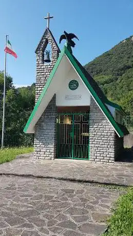 Photo de Chiesa degli Alpini