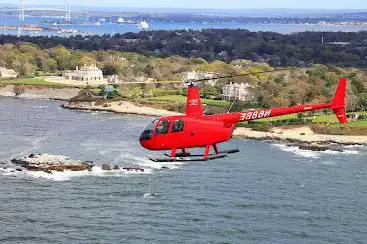 Photo de Newport Helicopter Tours
