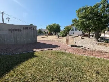 Photo de Jardim dos Poetas Populares