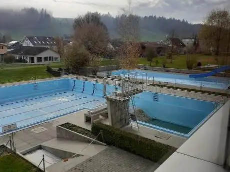 Photo de Frei- und Hallenbad
