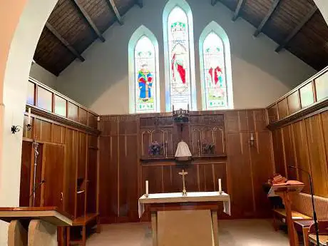 Photo de Holy Family Catholic Church