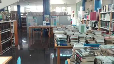 Photo de Municipal Public Library