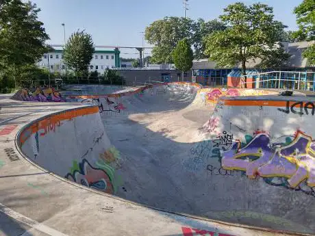 Photo de Skatepark Berg Fidel