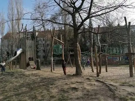 Photo de Dinosaurierspielplatz