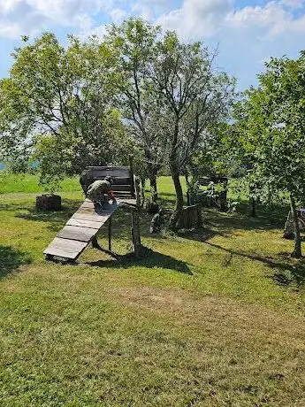 Photo de Kalnik Fun - Paintball poligon airsoft rent
