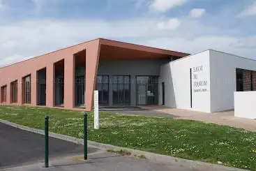 Photo de School Of Music Basse Goulaine