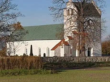 Photo de Stora Hammar Old Church