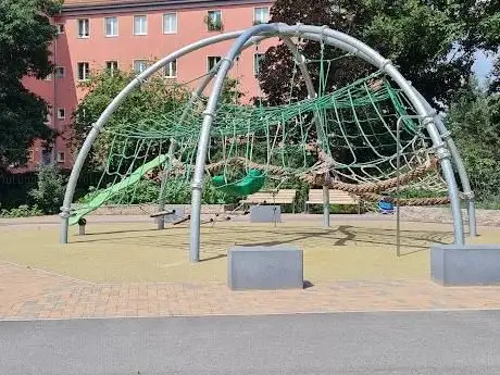Photo de Spielplatz Dusekestraße