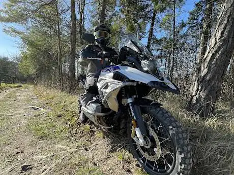 Photo de m-3t.fr Stage et randonnée moto Trail Tout Terrain en Picardie île de France et Hauts de France