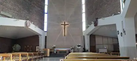 Photo de Regina Pacis Church