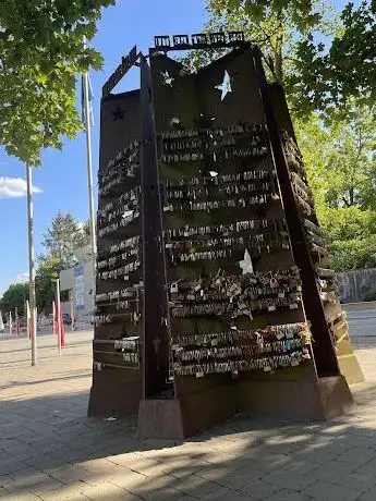 Photo de Place des Étoiles