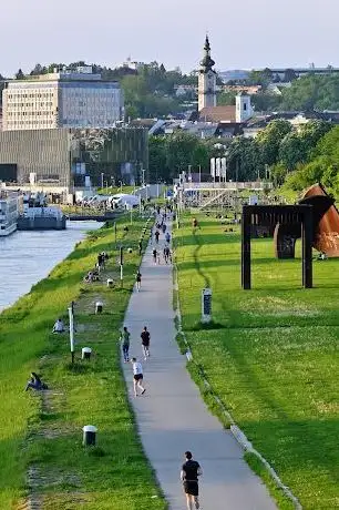 Photo de Donaupark Urfahr