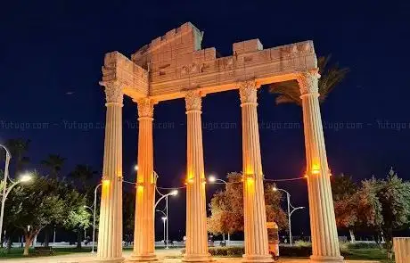 Photo de Atatürk Kültür Parkı