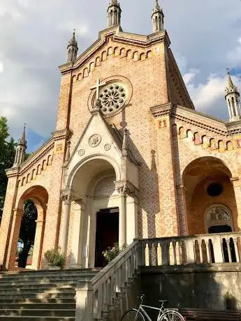 Photo de Santuarioâ€‹ della Madonna delle Grazie