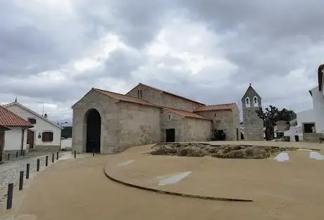 Photo de Sepulturas de Lourosa
