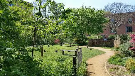 Photo de Benhill Road Nature Garden