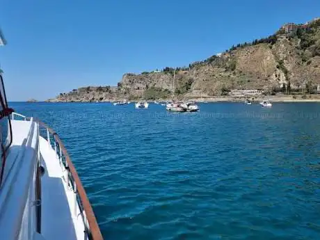 Photo de TAORMINA RENT BOAT