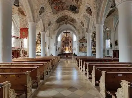 Photo de Parish Church of St. Michael