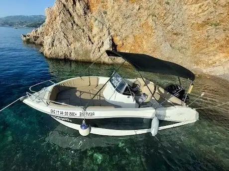 Photo de Rent a boat Senj - La Vida