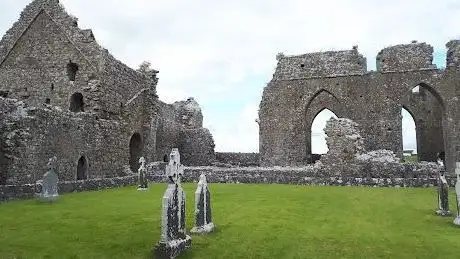 Photo de Knockmoy Abbey Ruins
