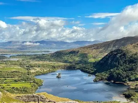 Photo de Glanmore Lake View Point