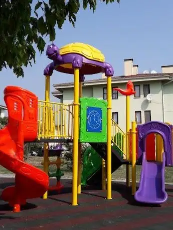 Photo de Çocuk Bahçesi