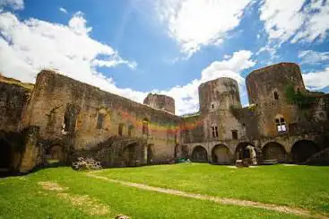 Photo de Castle Villandraut